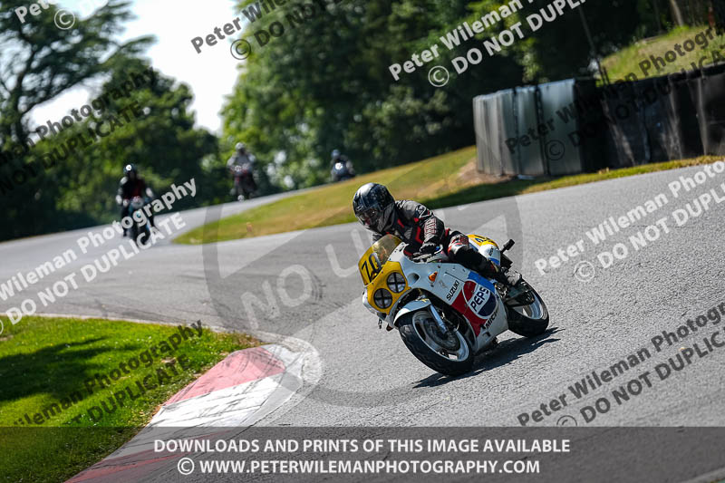 cadwell park;cadwell park photographs;cadwell trackday photographs;enduro digital images;event digital images;eventdigitalimages;peter wileman photography;racing digital images;trackday digital images;trackday photos